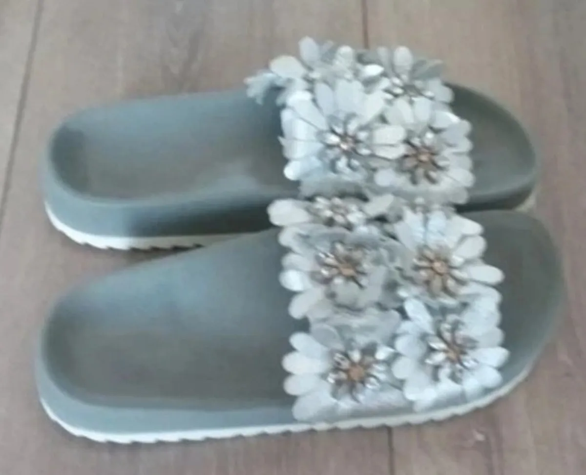 Leather Sandals - Image 3
