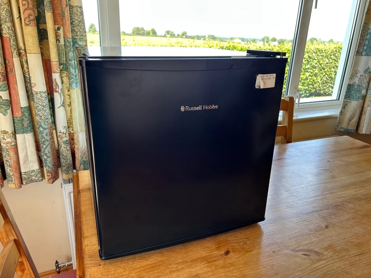 Russell Hobbs 43L Table Top Fridge - Image 1