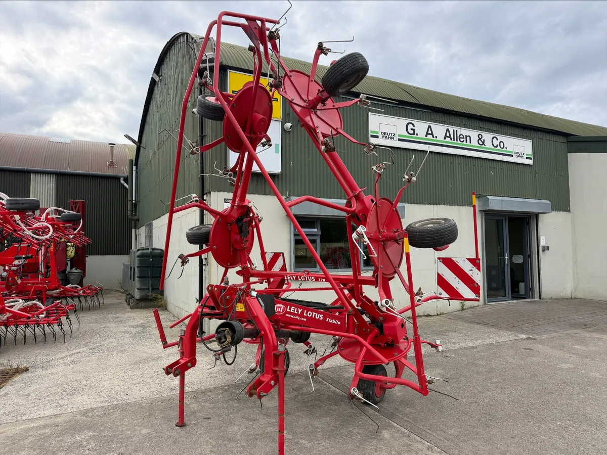 2013 Lely Lotus 770 Tedder – 7.70 m, 6-Rotor - Image 4
