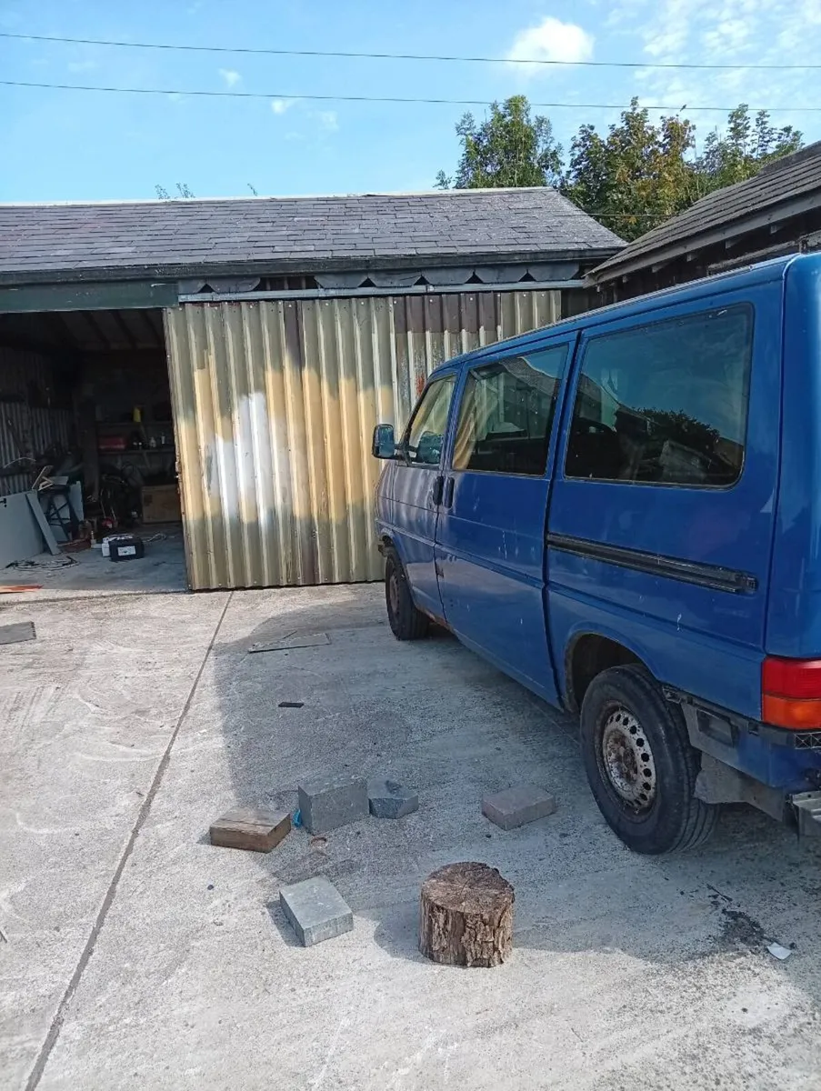 02 VW transporter campervan - Image 1