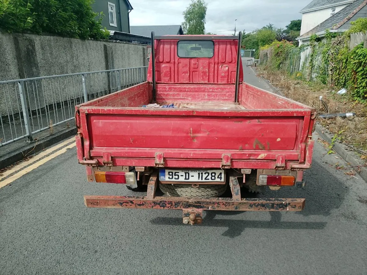 1995 Toyota dyna - Image 4
