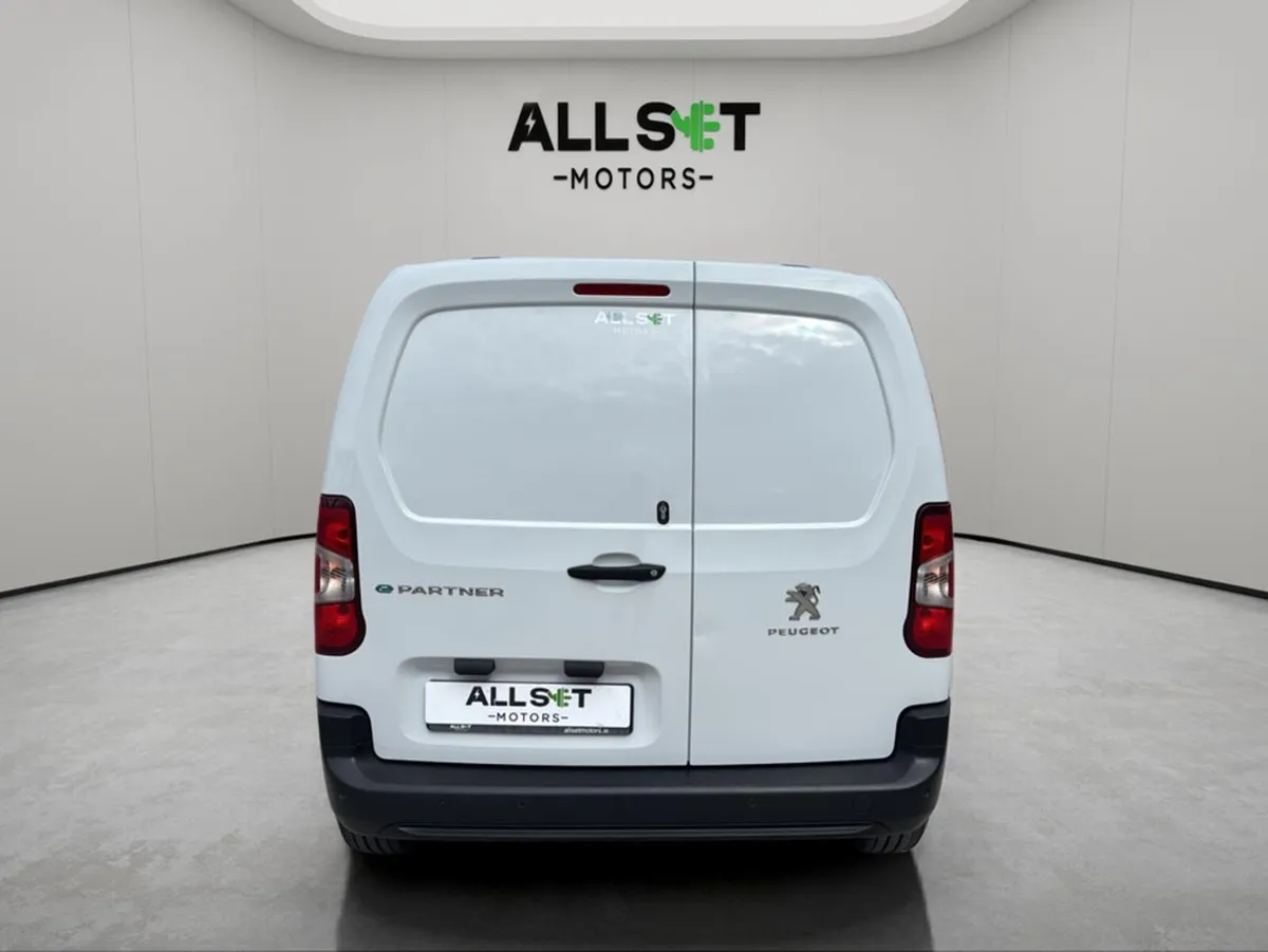 Peugeot Partner PRO PREMIUM PLUS L1 + VAT - Image 3