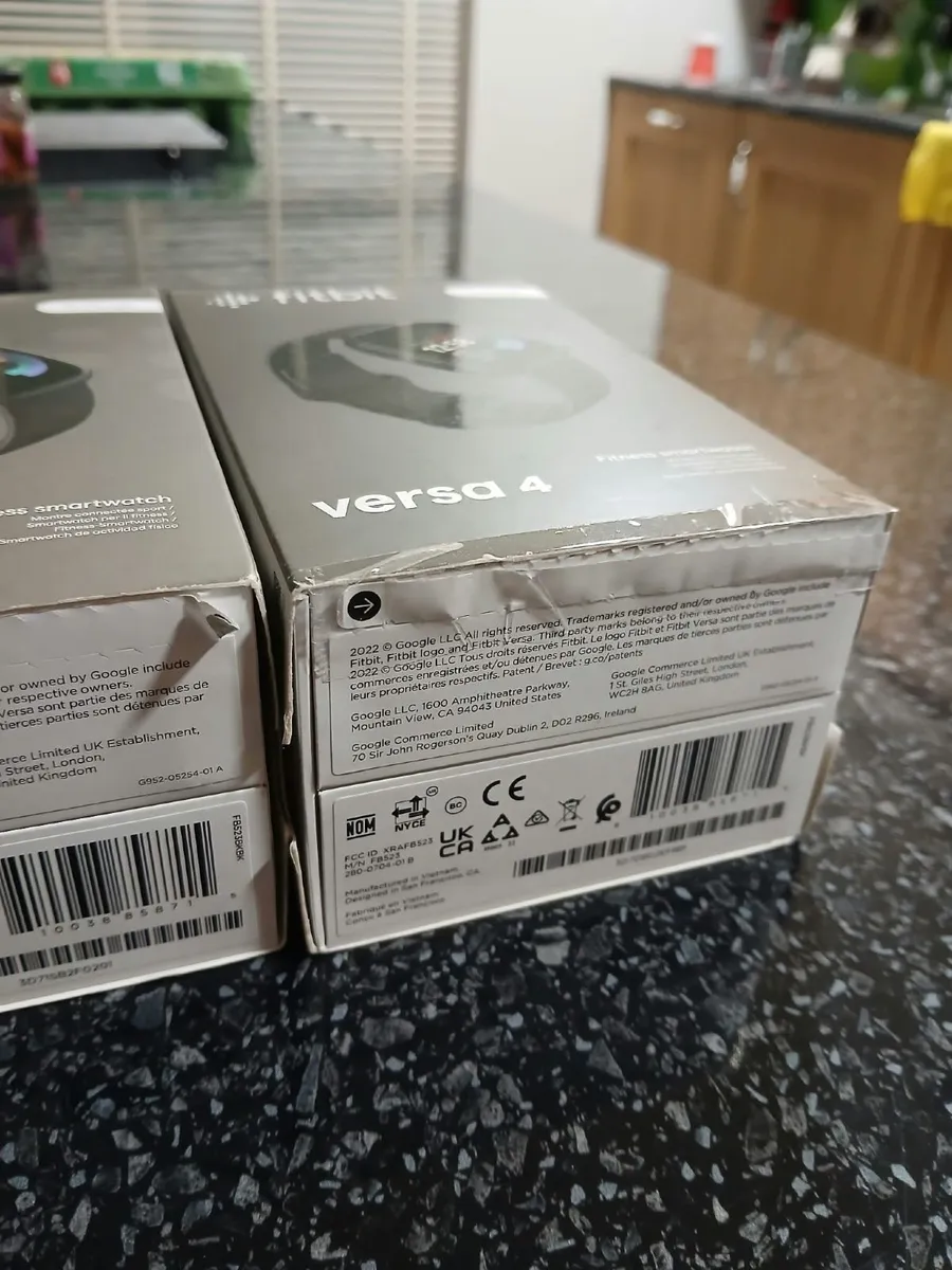 fitbit versa 4 - Image 2