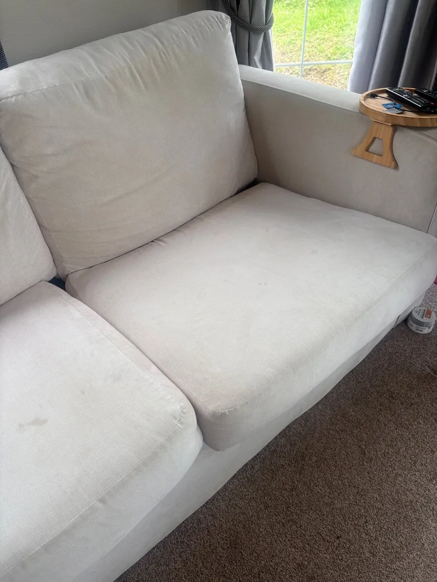 Couches - Image 3