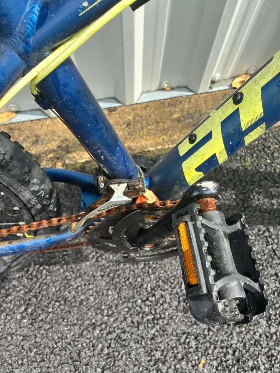 Child’s bike - Image 3
