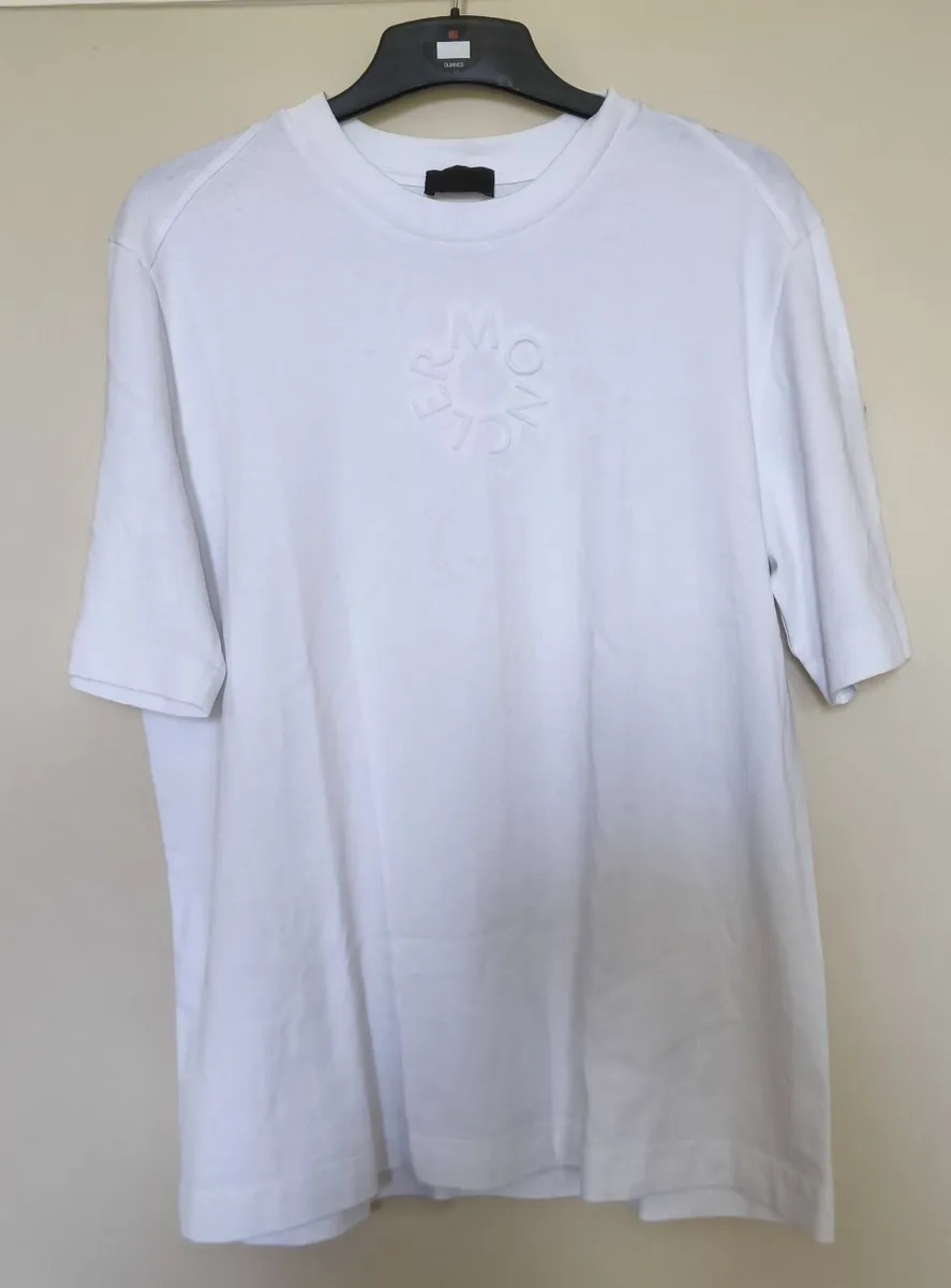 Ladies Moncler T-shirt - Image 4