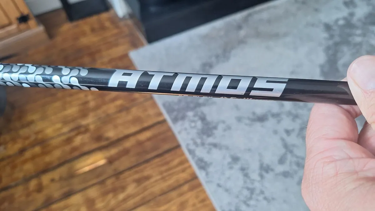 Taylormade M6 RH Driver. Regular shaft nd headcove - Image 3