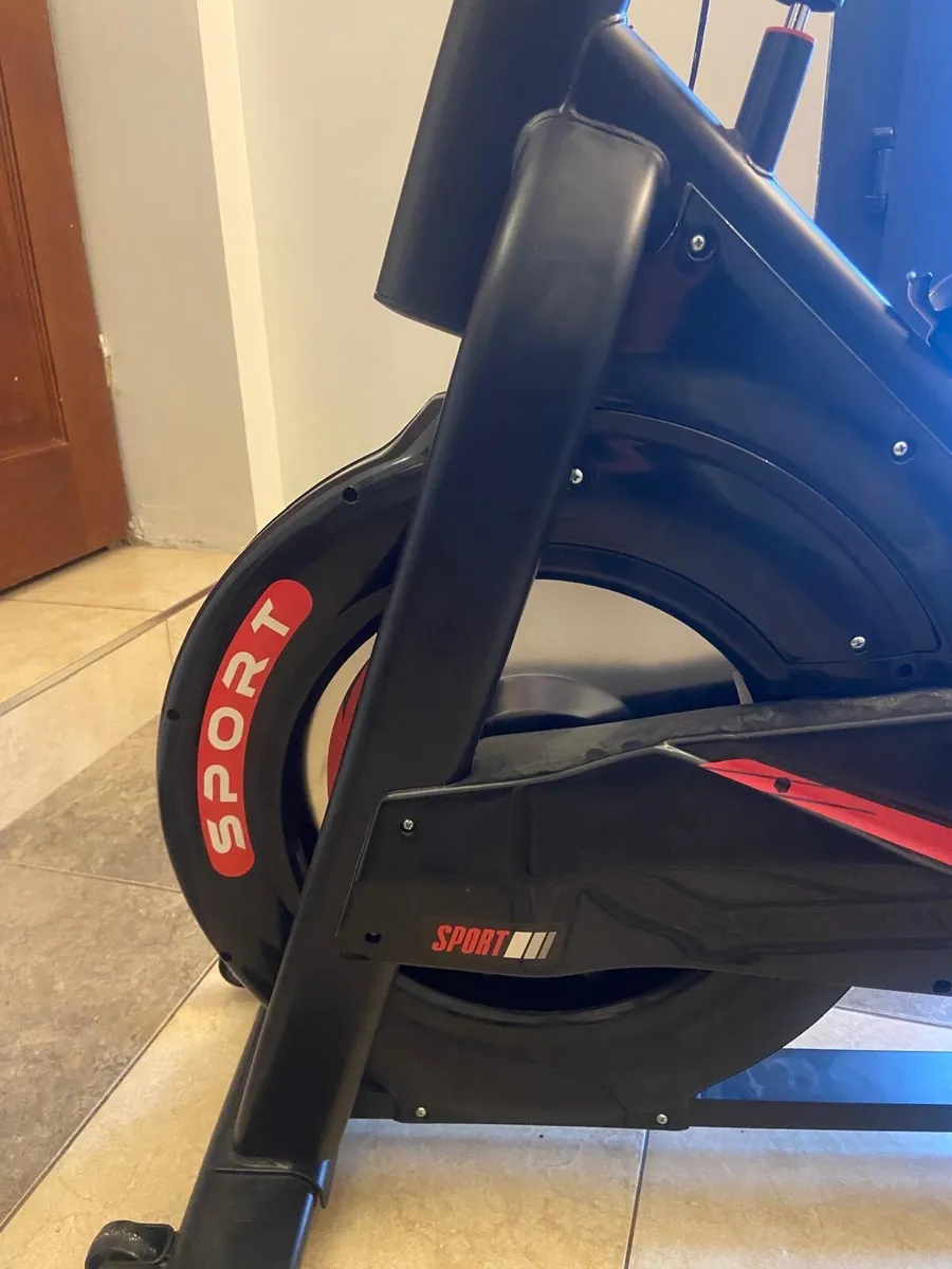 Exercise bike - Image 2