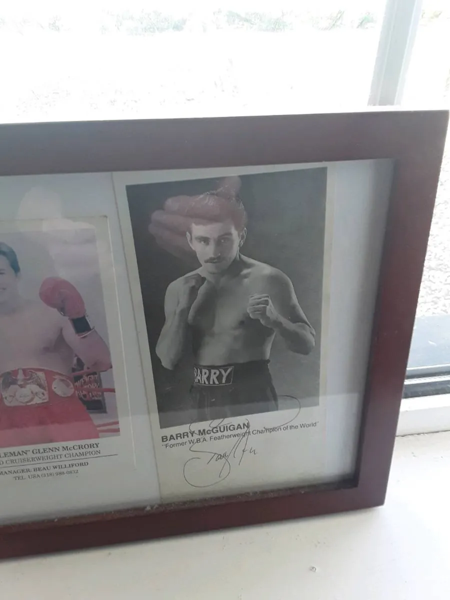 Boxing signed pictures  70e - Image 3