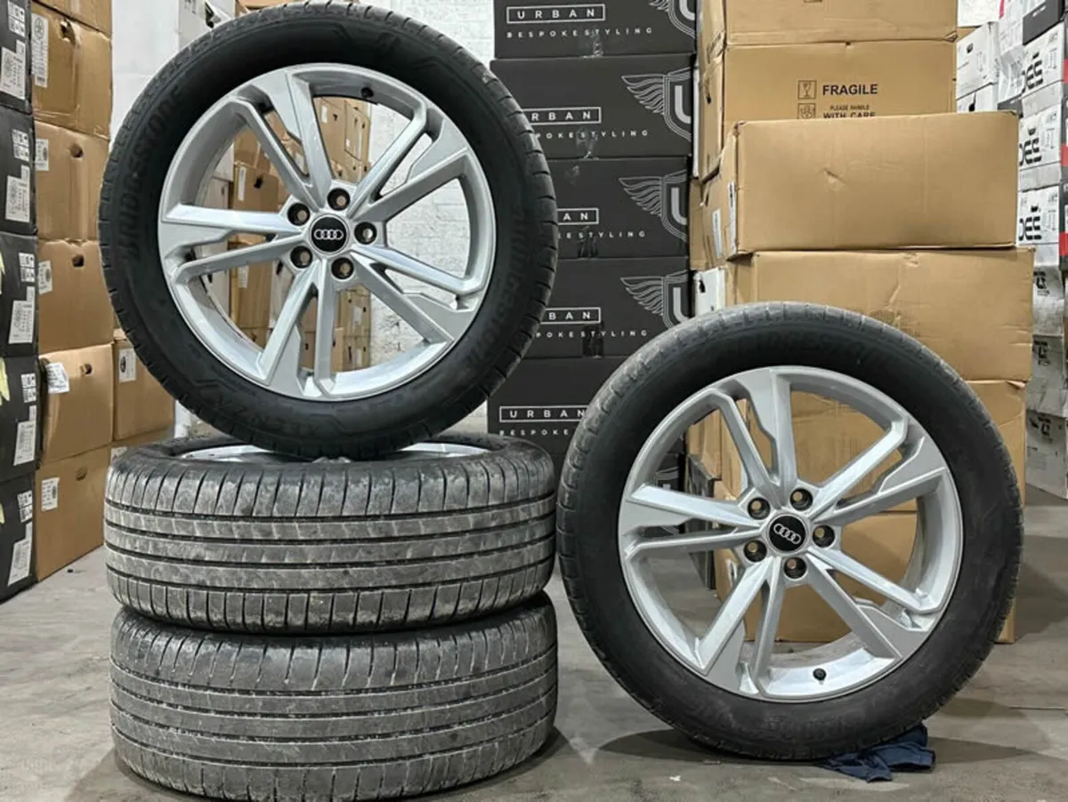 19" GENUINE AUDI Q3 Alloy Wheels & Tyres 83A601025 - Image 1