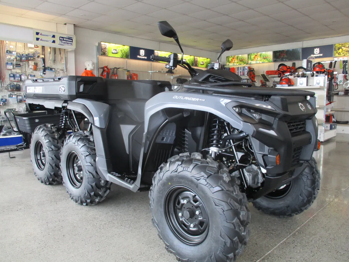 Can-Am Outlander 700 DPS T 6 x 6 quad atv - Image 1