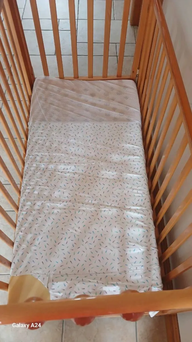 Cot - Image 2
