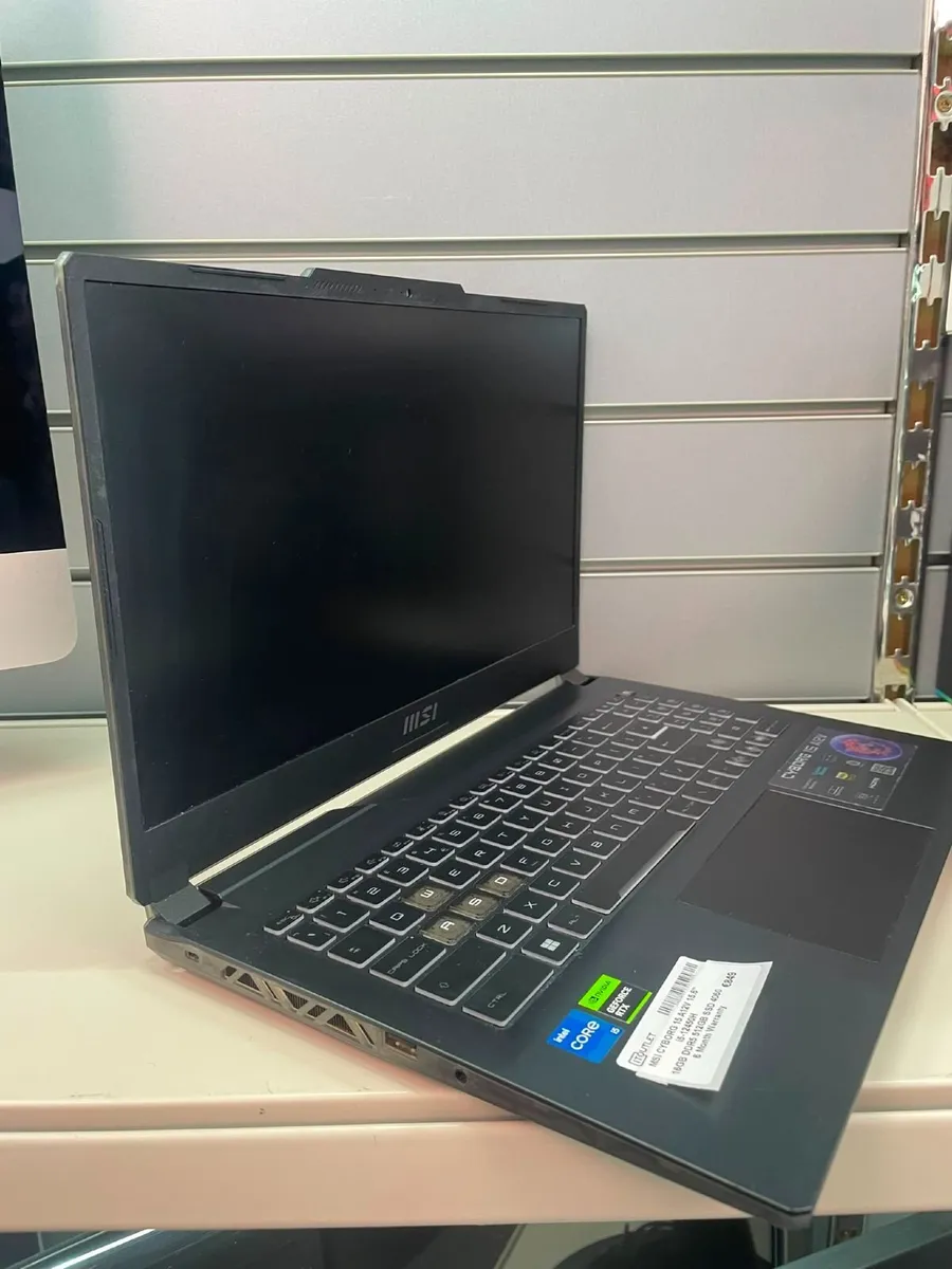 Msi Cyborg 15 A12v 15.6" - Image 1