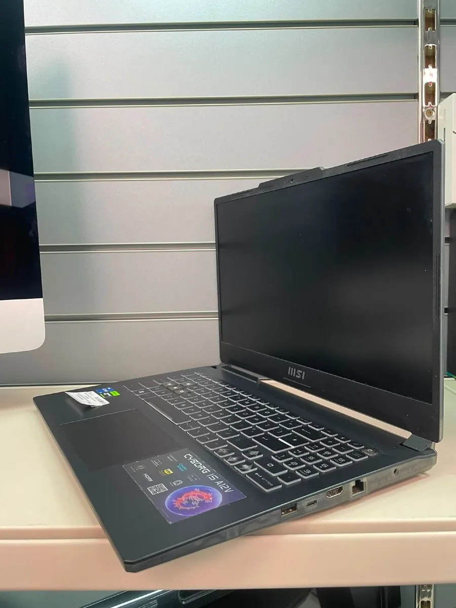 Msi Cyborg 15 A12v 15.6" - Image 2