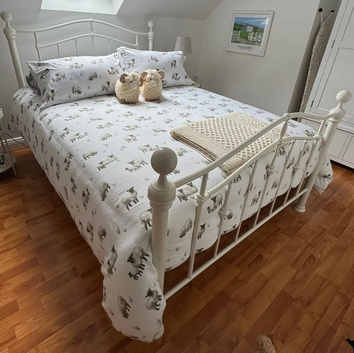 Elizabeth Metal Bed - Image 1