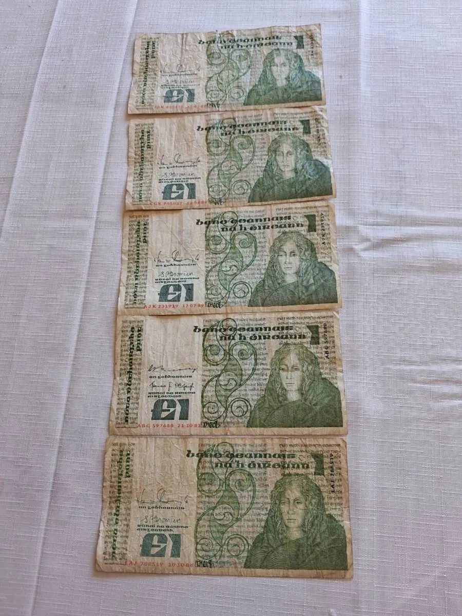 5 x  one pound notes - Image 2