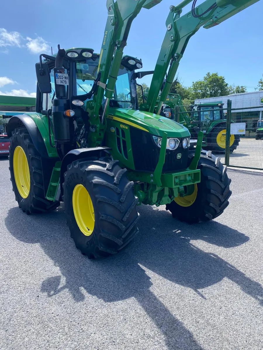 2020 John Deere 6120M - Image 1