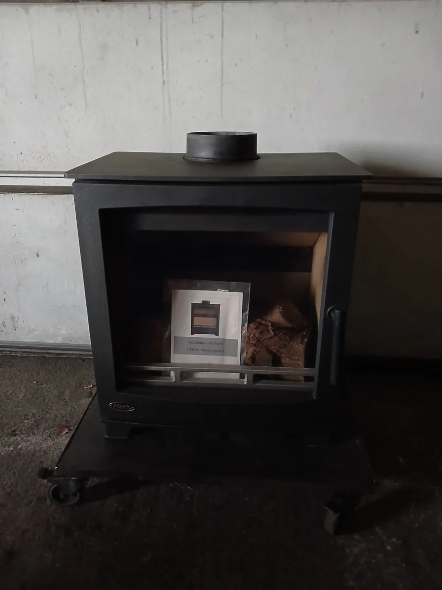 Henley Atlantic 8kw solid fuel wood stove - Image 1