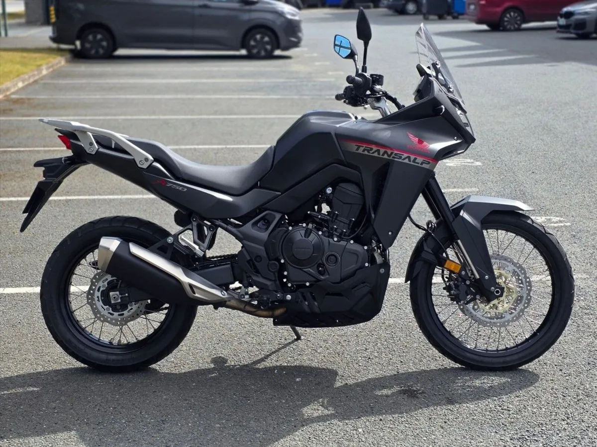 242 Honda XL750 Transalp (only 2199km) - Image 2