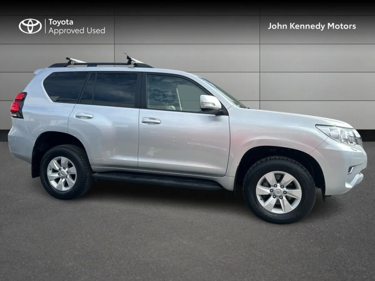 Toyota Land Cruiser LWB COMMERCIAL AUTO 4DR - Image 3