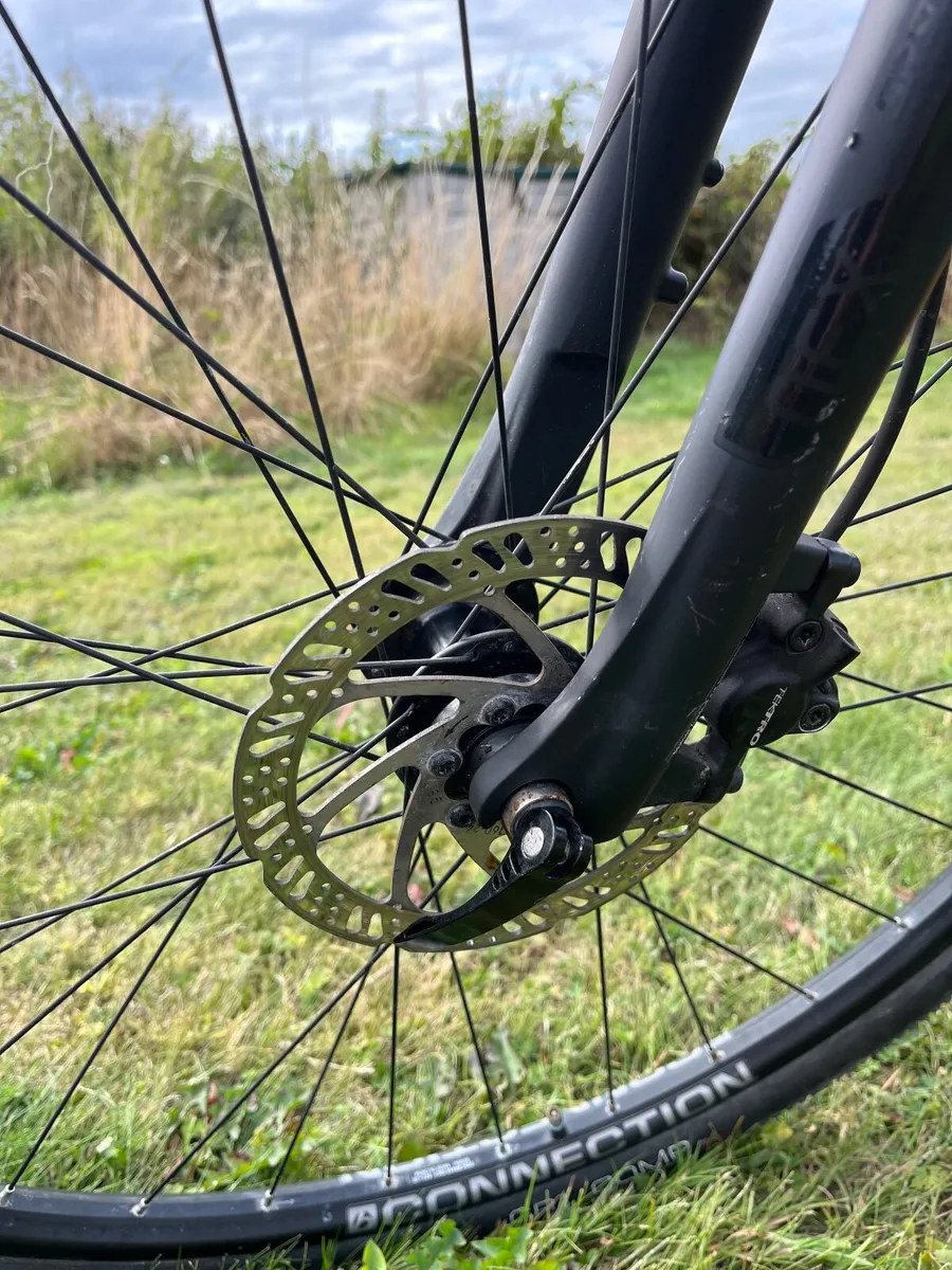 Trek Dual Sport 2 - Image 4