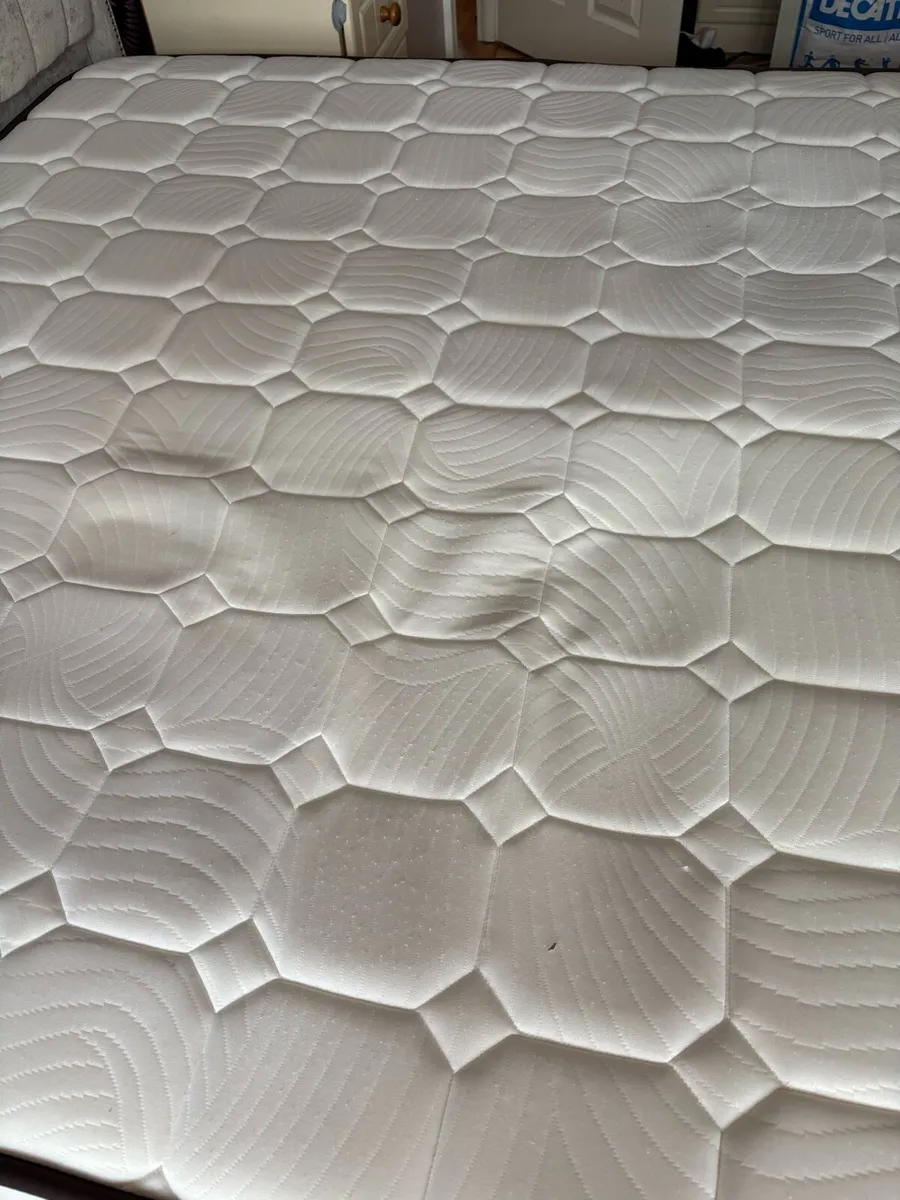 King size mattress - Image 4