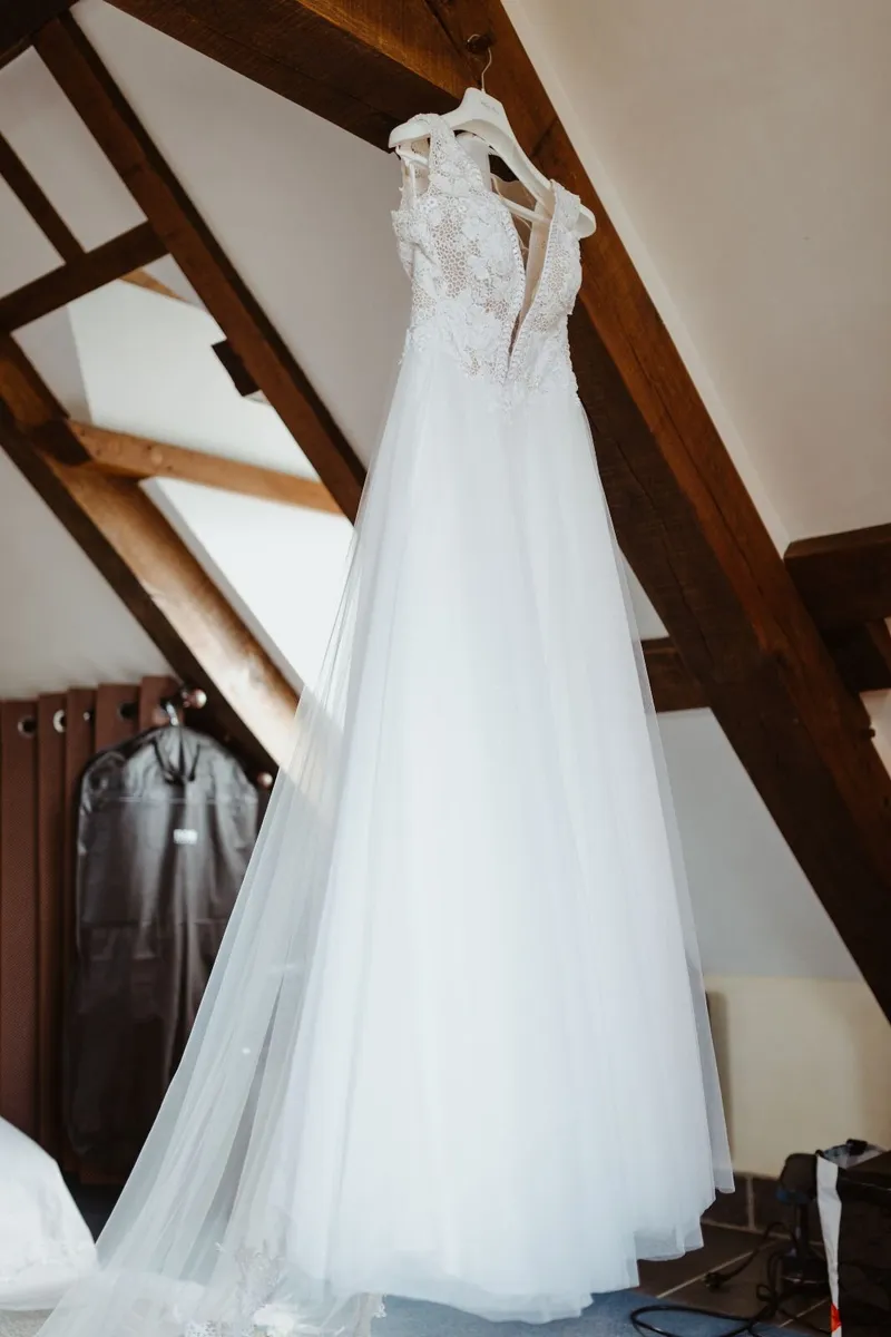 Wedding dress T38 - Image 4