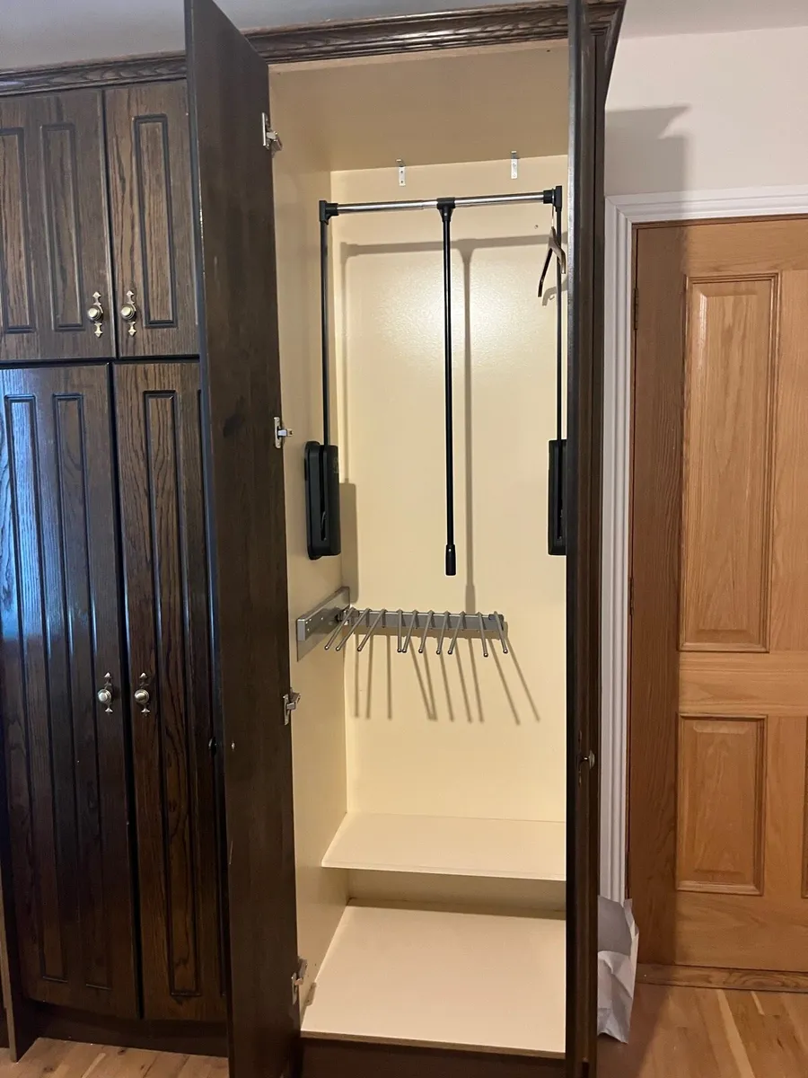 Bedroom wardrobe - Image 2