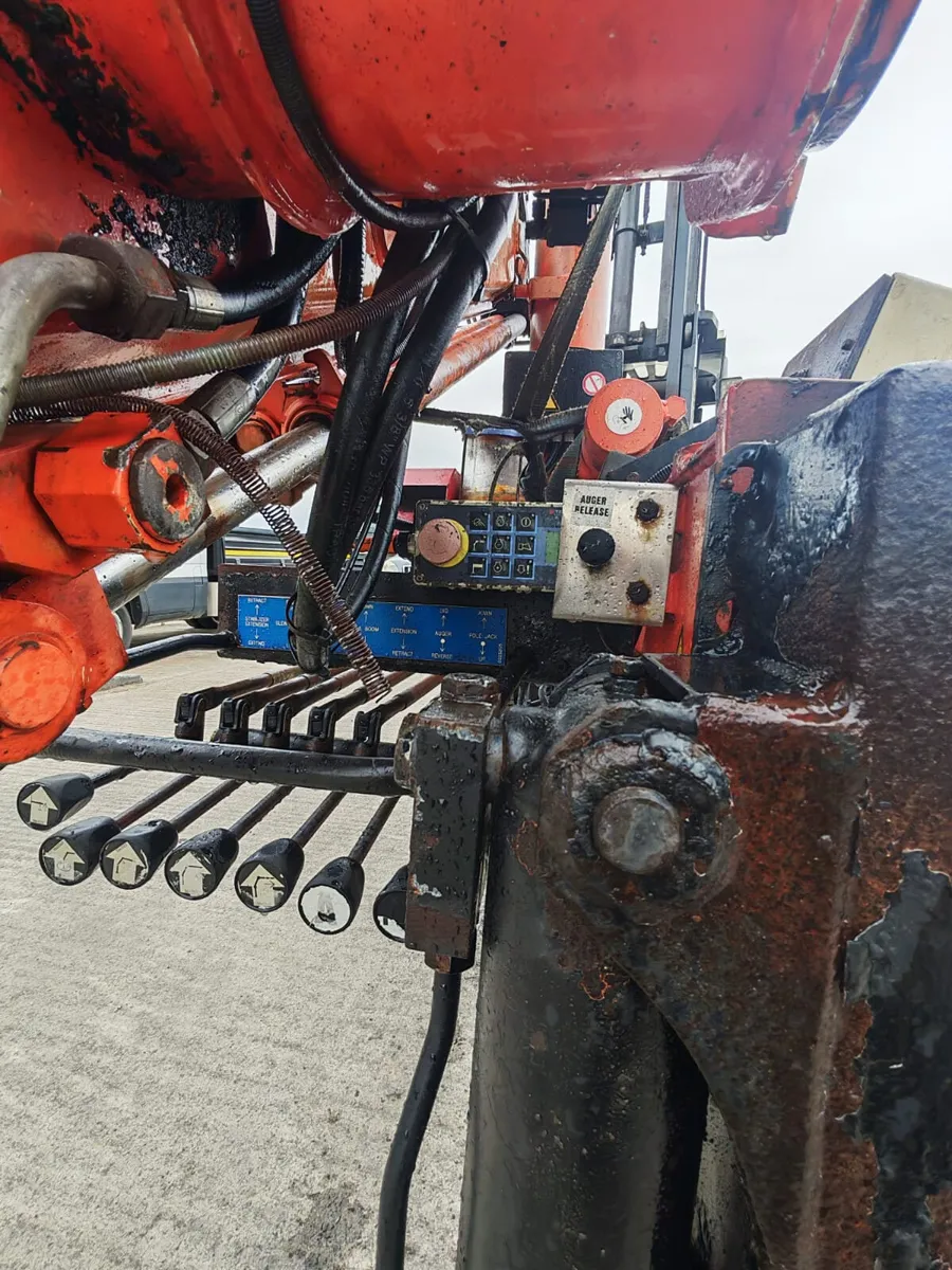 For Sale: Terex Atlas 65.2 Hydraulic Crane - Image 2