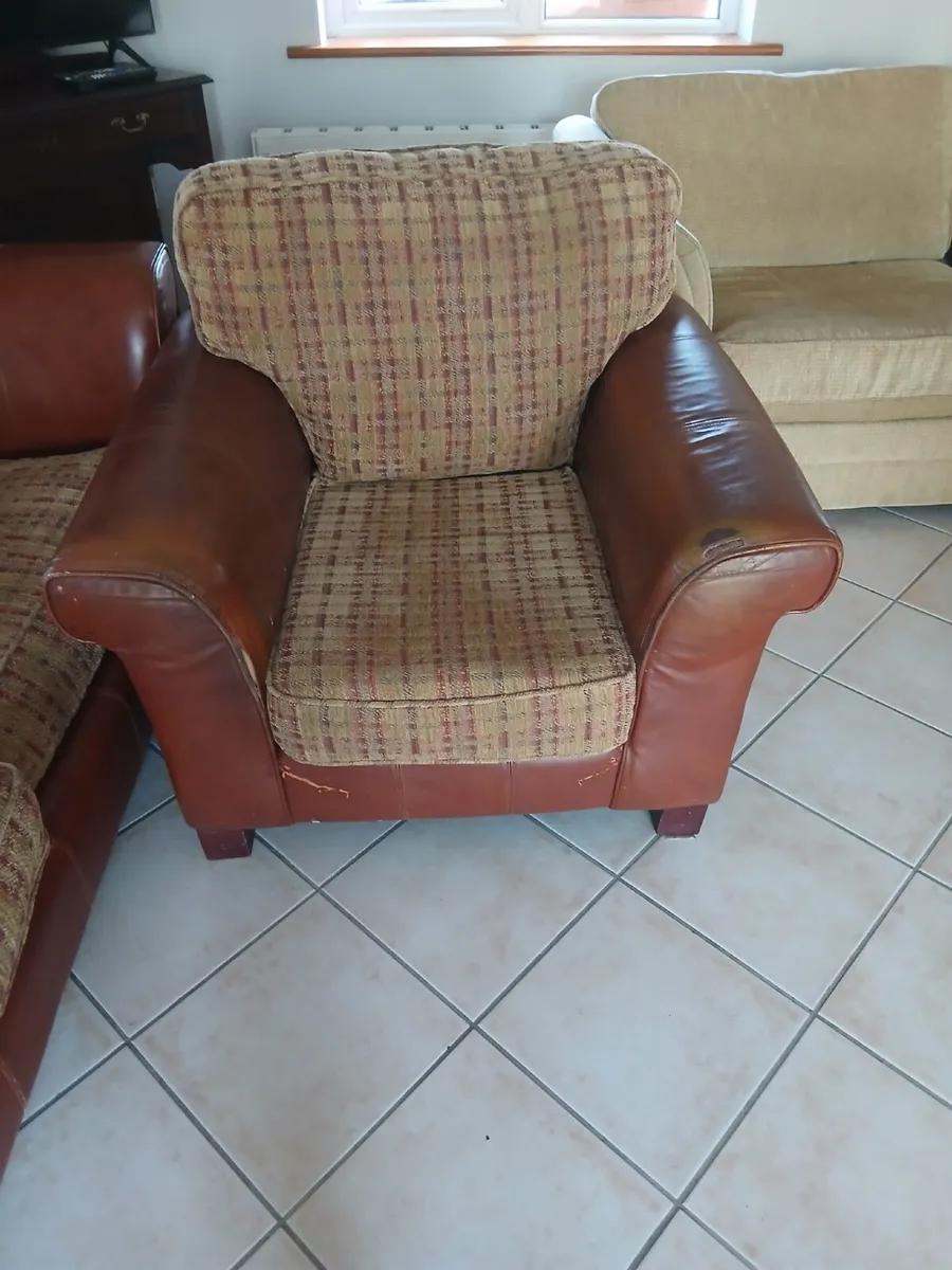 Brown leather sofa - Image 1
