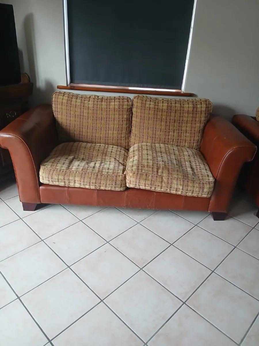 Brown leather sofa - Image 2