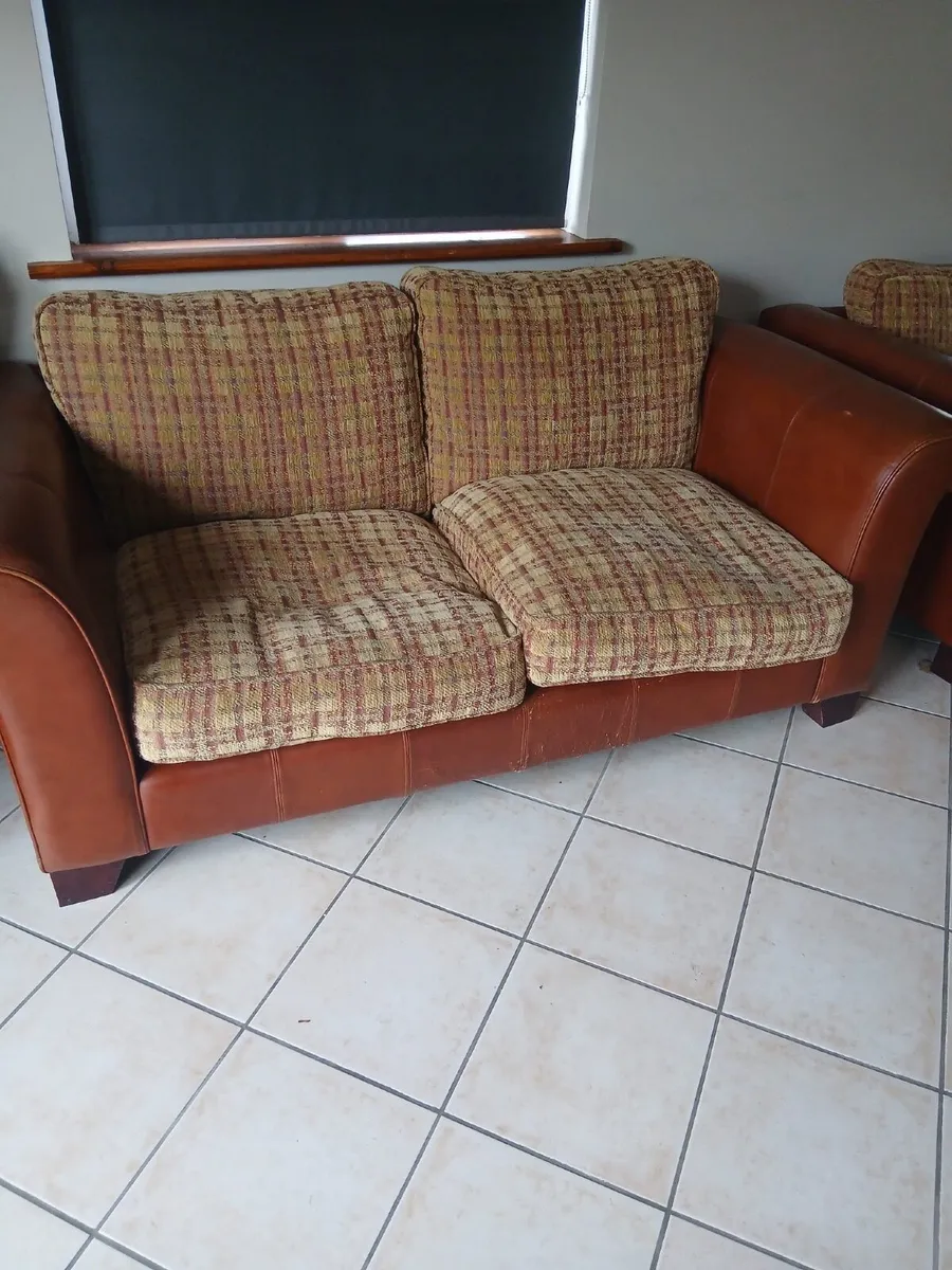 Brown leather sofa - Image 3