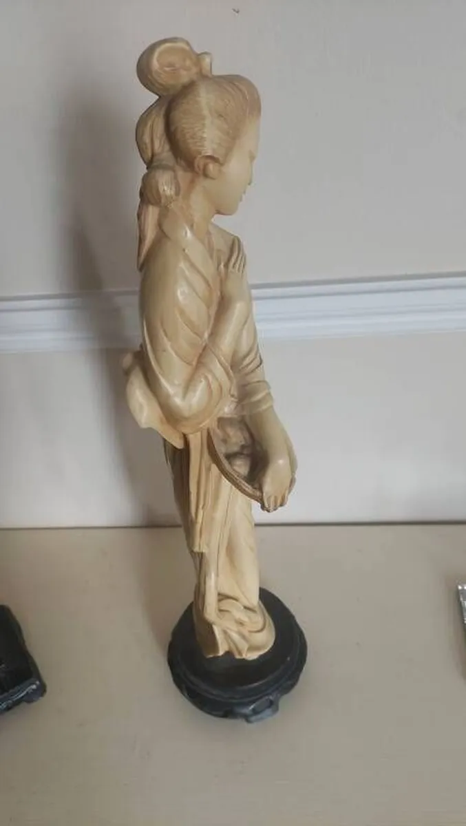 Asian figures - Image 3