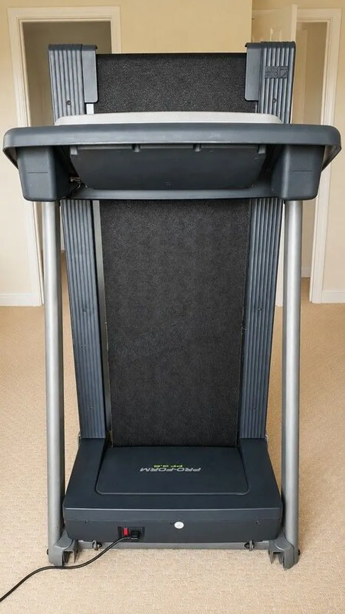 Pro-form 3.6 Treadmill - Image 3