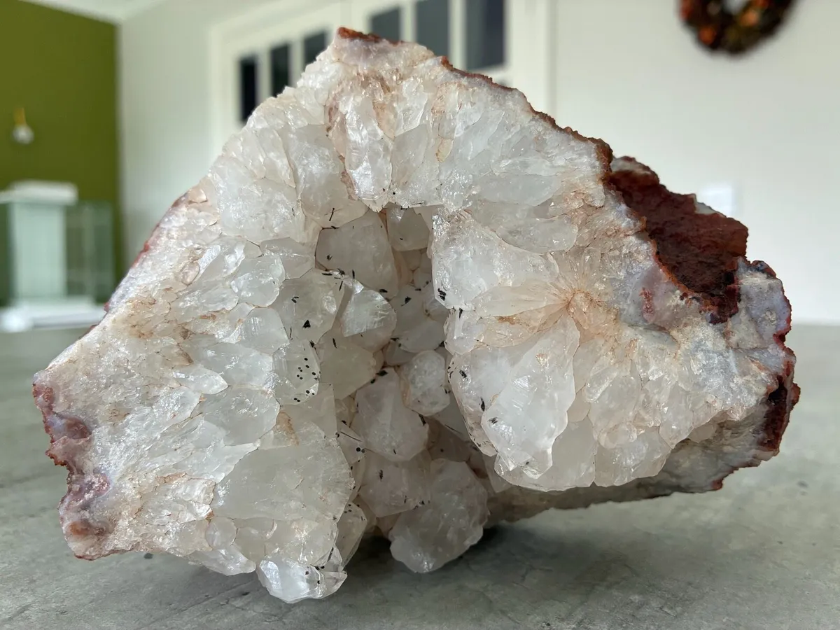 Quartz crystal - Image 1