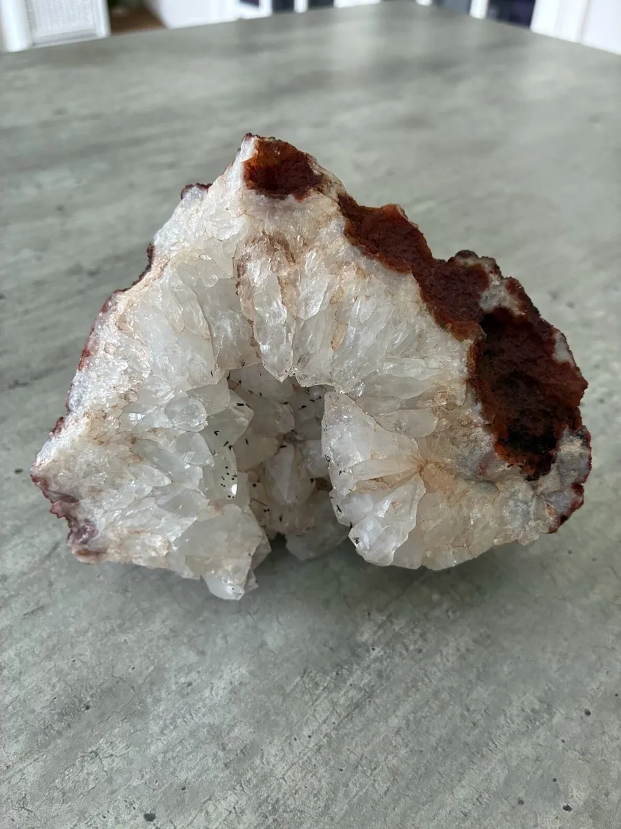 Quartz crystal - Image 2
