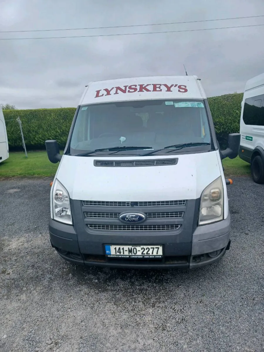 16 seater bus - Image 1