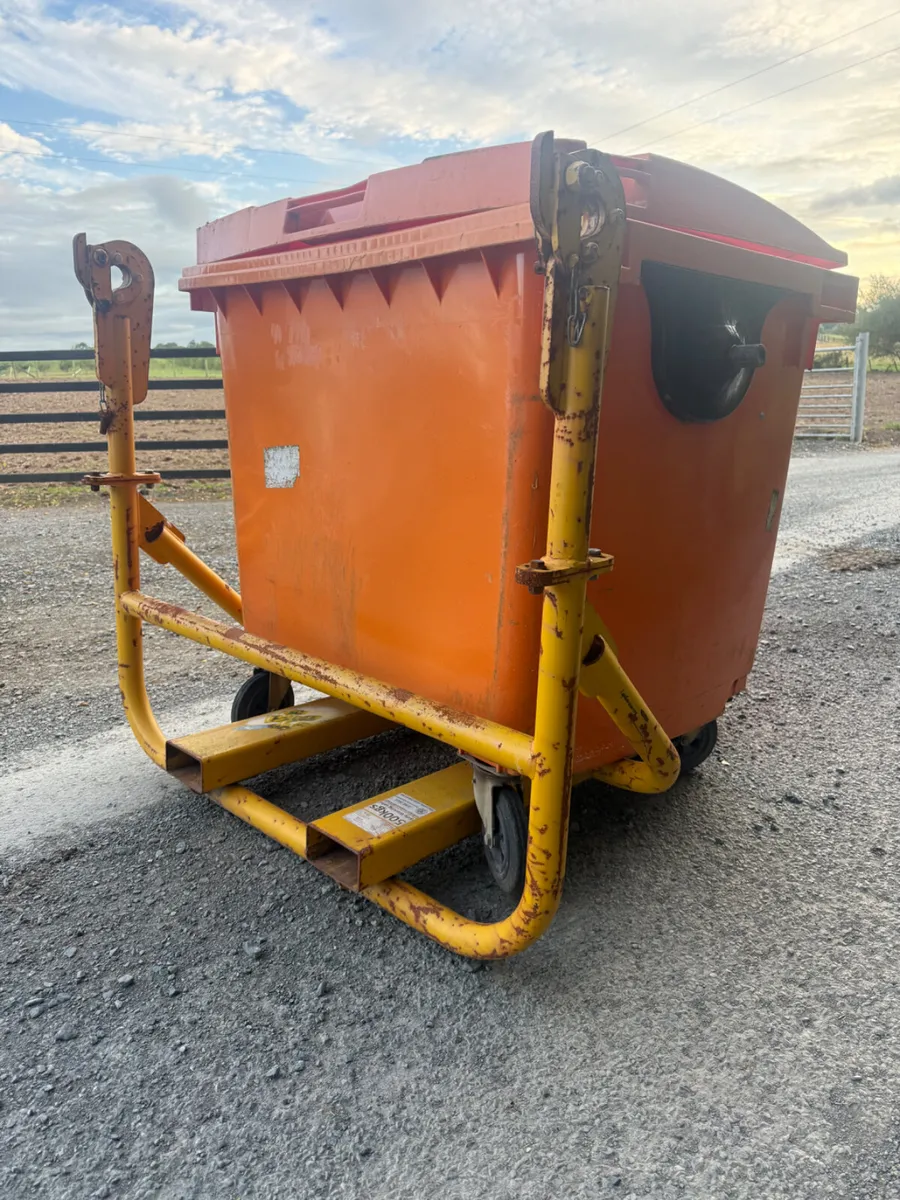 Bin Emptying Attachment - Image 2
