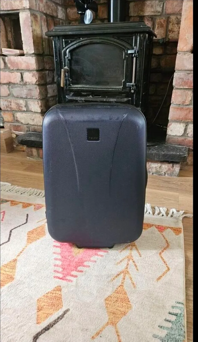 Tripp 2 Wheeled Cabin Hard Shell Bag Suitcase - Image 1