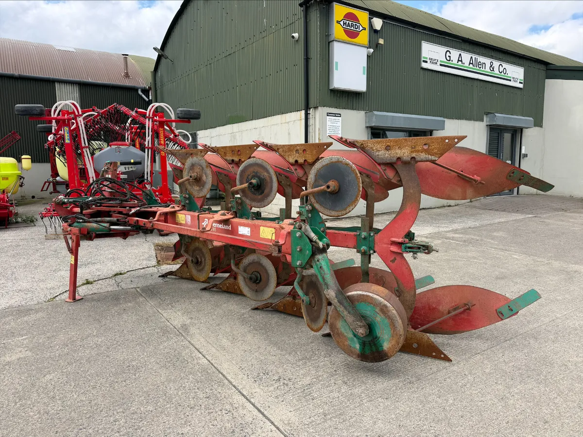 Kverneland  4F ES Plough - Image 1