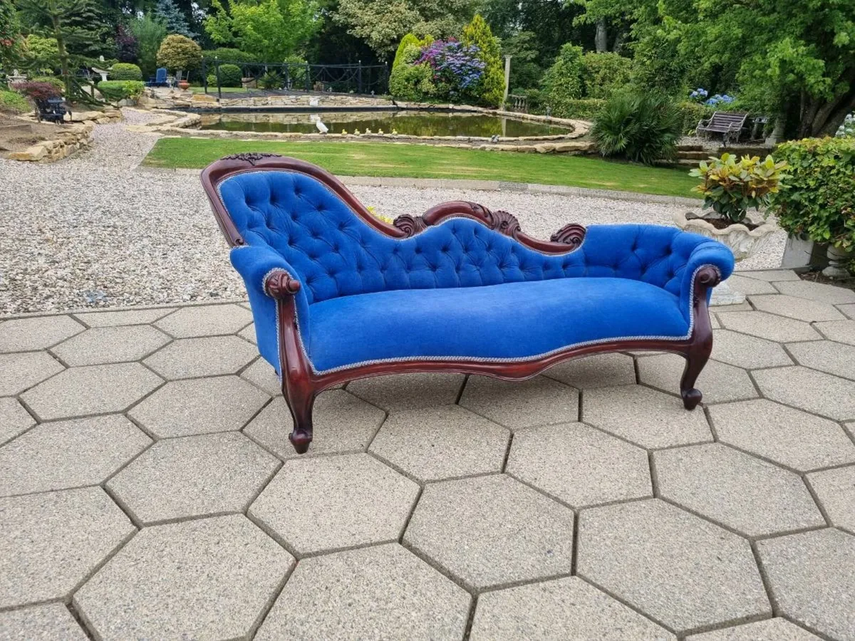 Large Reproduction Chaise Longue - Image 2