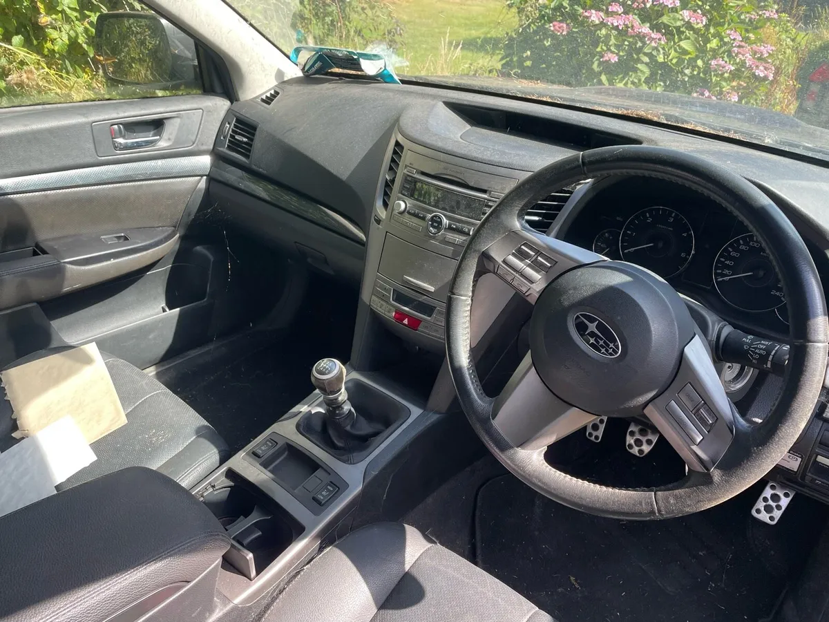 Subaru Legacy - Image 2