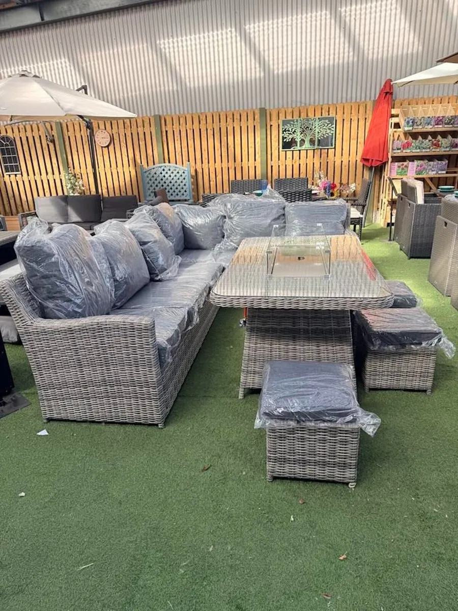 Outdoor Garden Furniture - Image 1