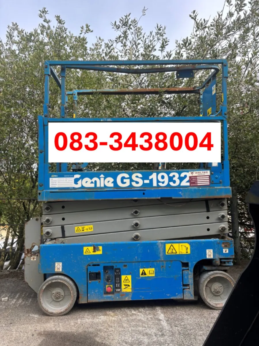 Genie GS-1932 Scissor Lift - Image 1