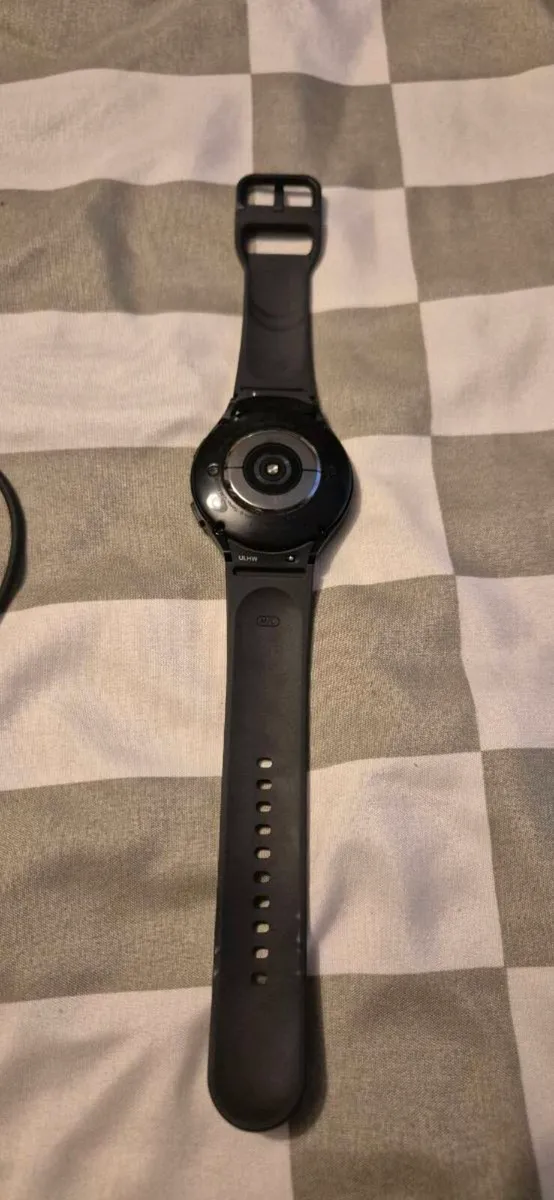 Samsung Galaxy Watch 5 - Image 3