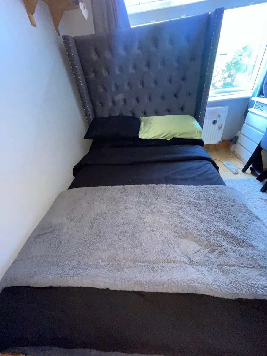 bed - Image 1