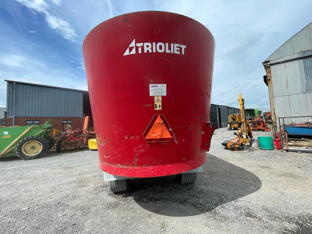 Trioliet 18cu twin tub - Image 2
