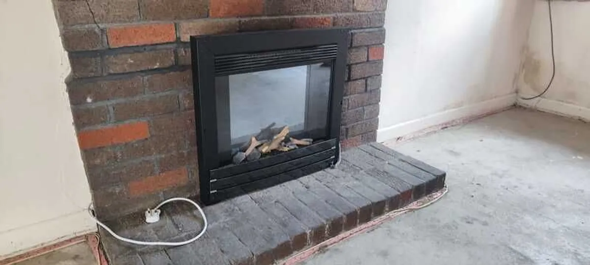 Electric fire - Image 1