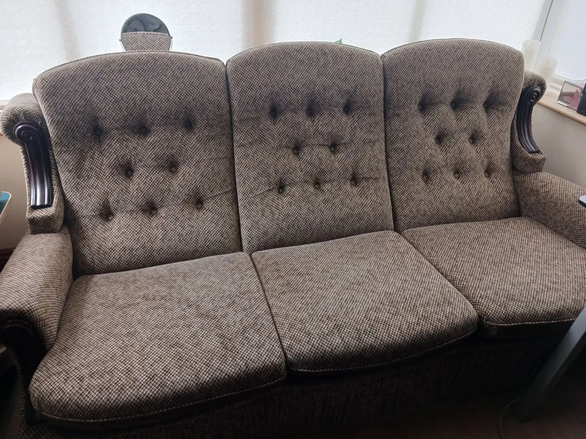3-piece suite for sale - Image 1