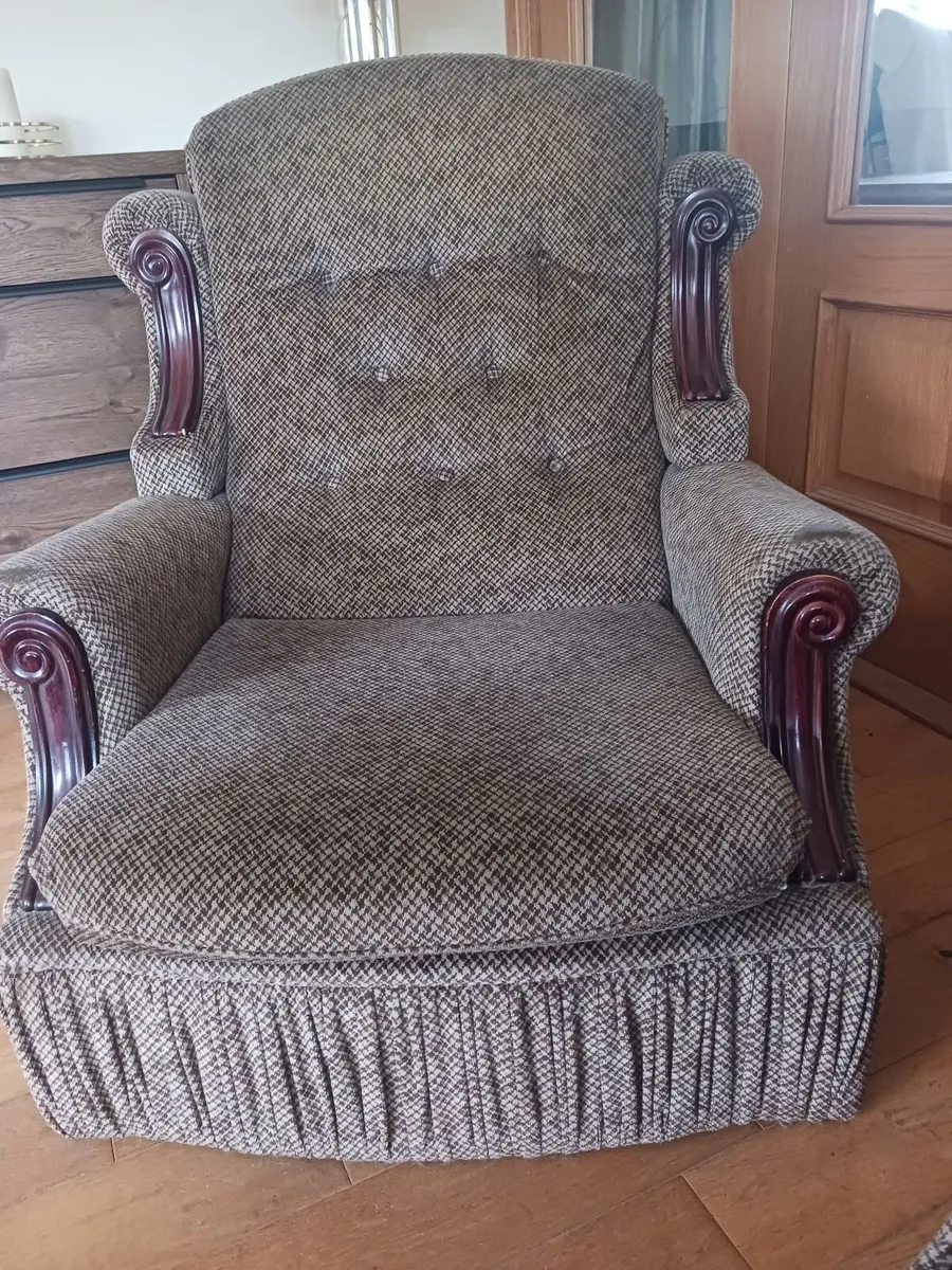 3-piece suite for sale - Image 2